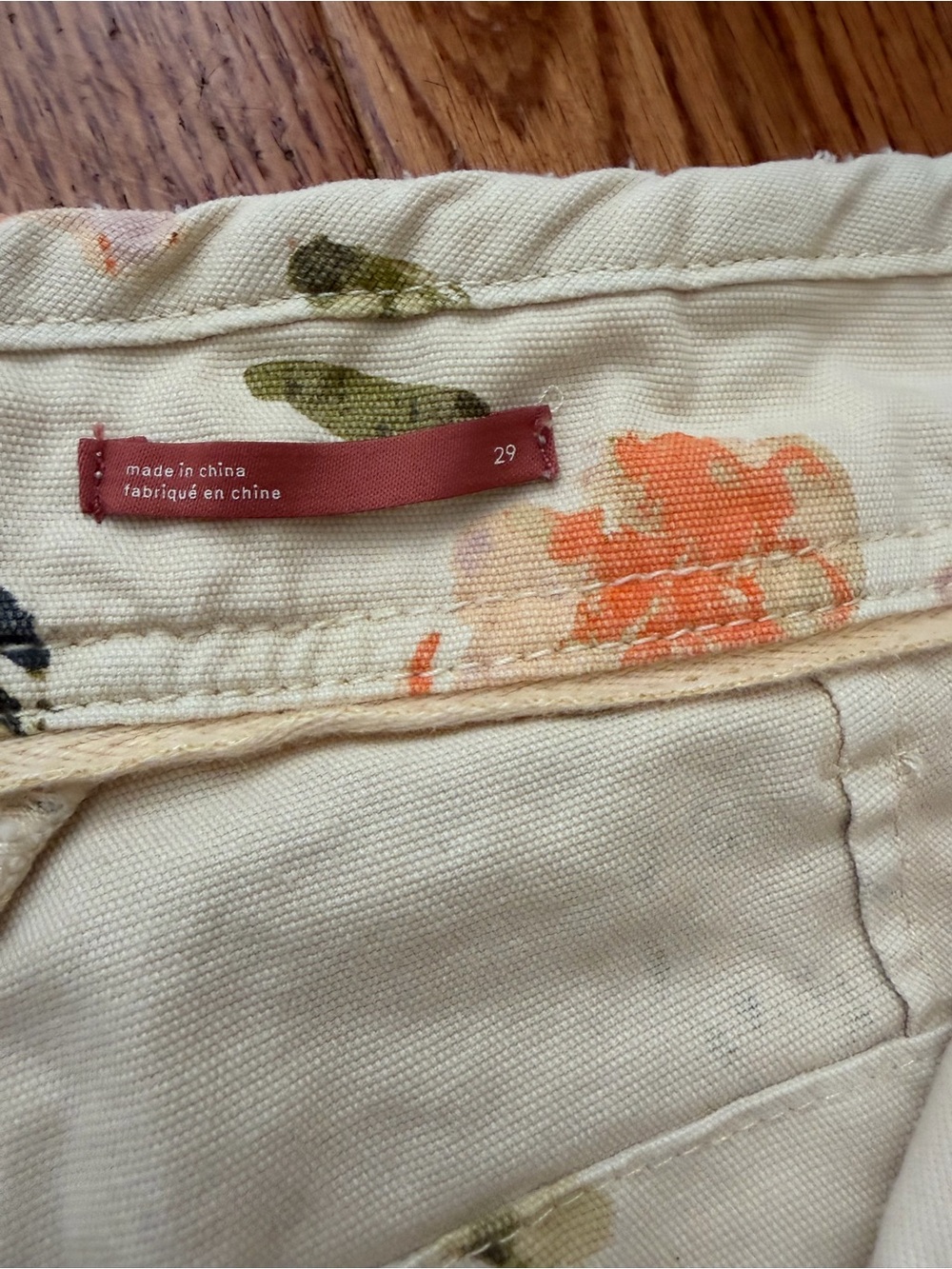 Pilcro The Wanderer Painterly Print Utility Shorts 29 High Rise Anthropologie - Picture 6 of 16